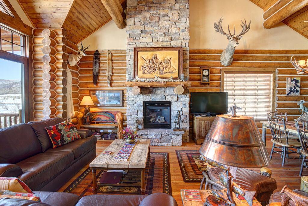 Finding Ideal Rustic Furniture Your Cabin